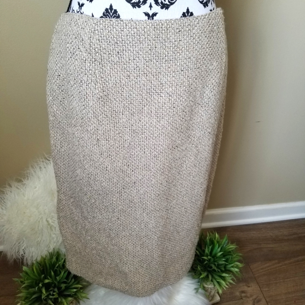 NWT NEW YORK & CO TWEED SKIRT
